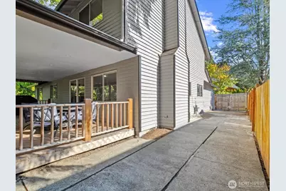 18008 25th Drive SE, Bothell, WA 98012 - Photo 31