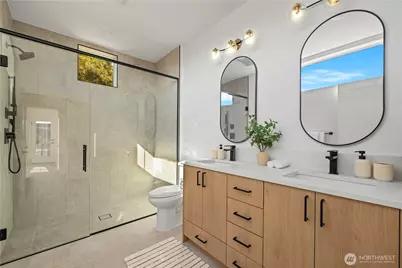 3421 Albion Place N, Seattle, WA 98103 - Photo 15