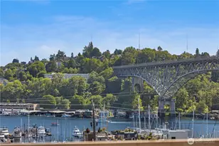 3421 Albion Pl N, Seattle, WA 98103 - Photo 33