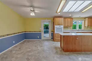 6110 91st St E, Puyallup, WA 98371 - Photo 5