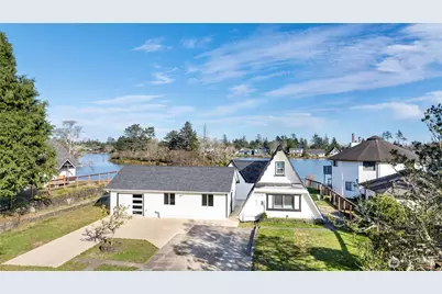 672 SE Mount Olympus Avenue, Ocean Shores, WA 98569 - Photo 5