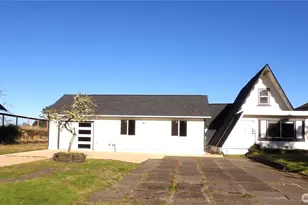 672 SE Mount Olympus Ave, Ocean Shores, WA 98569 - Photo 3