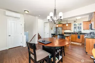 325 Chelan Pl NE, Renton, WA 98059 - Photo 5