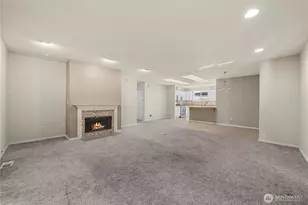 4505 7th St SE, Puyallup, WA 98374 - Photo 3