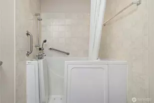 4505 7th St SE, Puyallup, WA 98374 - Photo 17