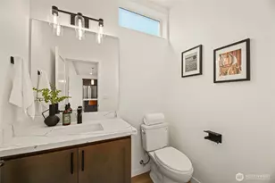 12037 Fremont Ave N, Seattle, WA 98133 - Photo 15