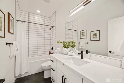 12037 Fremont Avenue N #1, Seattle, WA 98133 - Photo 27