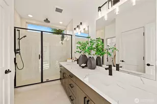 12037 Fremont Ave N, Seattle, WA 98133 - Photo 21