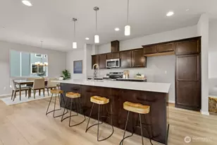 7027 Rainier Dr, Everett, WA 98203 - Photo 11