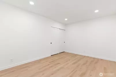 18542 Stone Avenue N, Shoreline, WA 98133 - Photo 29