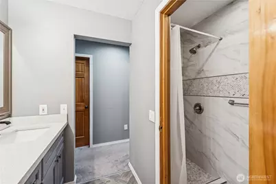 24132 S Lake Roesiger Road, Snohomish, WA 98290 - Photo 23