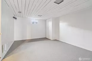 1315 N 85th St, Seattle, WA 98103 - Photo 13