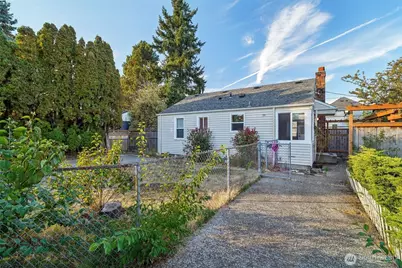 1315 N 85th Street, Seattle, WA 98103 - Photo 21