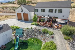 485 Hidden Ln, Chelan, WA 98816 - Photo 7