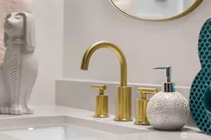 113 24th Ave E, Seattle, WA 98112 - Photo 23