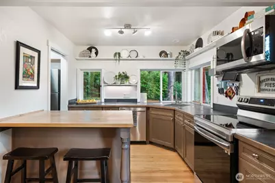 14855 Phelps Road NE, Bainbridge Island, WA 98110 - Photo 15