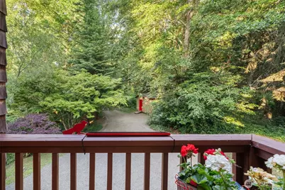 14855 Phelps Road NE, Bainbridge Island, WA 98110 - Photo 33