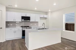 691 Salzer Crk Dr, Centralia, WA 98531 - Photo 9