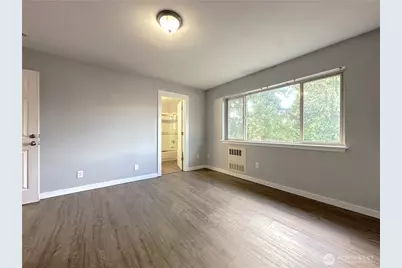 12025 Phinney Avenue N, Seattle, WA 98133 - Photo 19