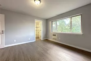 12025 Phinney Ave N, Seattle, WA 98133 - Photo 19