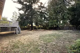 12025 Phinney Ave N, Seattle, WA 98133 - Photo 39