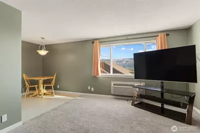 201 Pennsylvania Avenue #4, Wenatchee, WA 98801 - Photo 5