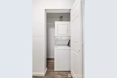 8745 Greenwood Avenue N #207, Seattle, WA 98103 - Photo 15