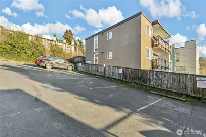 2034 14th Avenue W #304, Seattle, WA 98119 - Photo 21