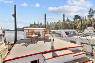 2100 West Bay Dr NW, Olympia, WA 98502 - Photo 29