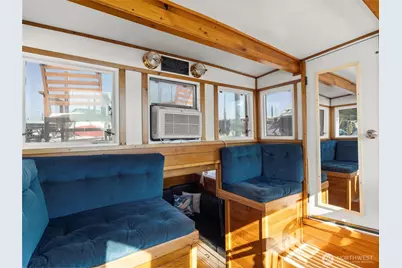 2100 West Bay Drive NW #08, Olympia, WA 98502 - Photo 9