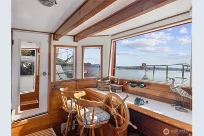 2100 West Bay Drive NW #08, Olympia, WA 98502 - Photo 5