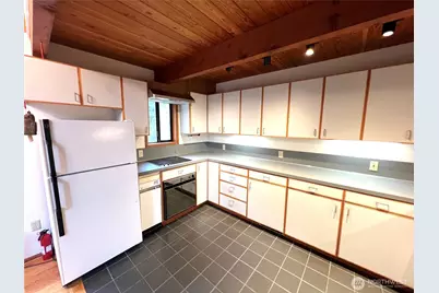 1052 Vusario Lane, Orcas Island, WA 98245 - Photo 21