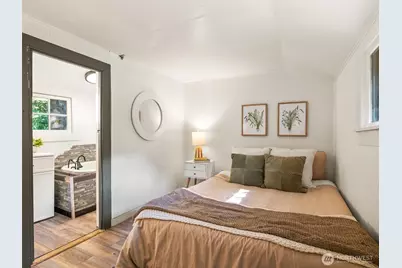 520 Railroad Avenue E, Skykomish, WA 98288 - Photo 19