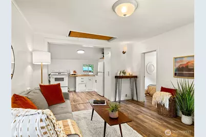 520 Railroad Avenue E, Skykomish, WA 98288 - Photo 9