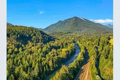 520 Railroad Avenue E, Skykomish, WA 98288 - Photo 35