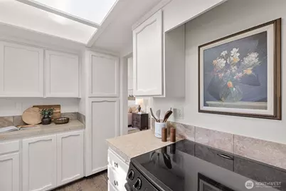 820 Cady Road #J206, Everett, WA 98203 - Photo 11