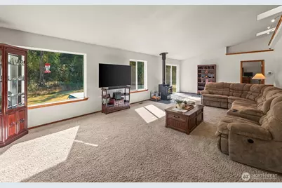 36003 36th Avenue E, Eatonville, WA 98328 - Photo 13