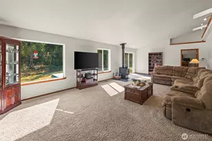 36003 36th Ave E, Eatonville, WA 98328 - Photo 15