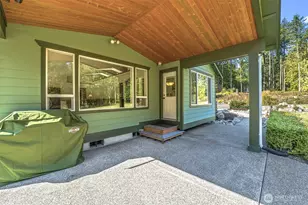 36003 36th Ave E, Eatonville, WA 98328 - Photo 11