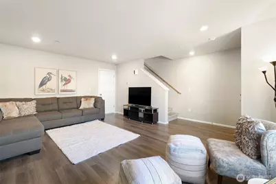 17425 118th Avenue Ct E #G, Puyallup, WA 98374 - Photo 5