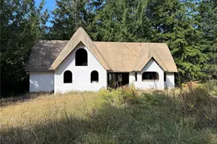 2563 E South Island Dr, Shelton, WA 98584 - Photo 1