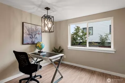 6709 Aurora Avenue N, Seattle, WA 98103 - Photo 11