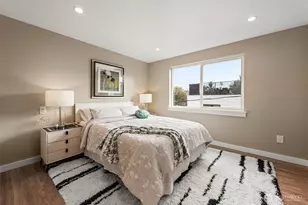 6709 Aurora Ave N, Seattle, WA 98103 - Photo 13