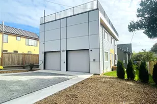 6709 Aurora Ave N, Seattle, WA 98103 - Photo 5