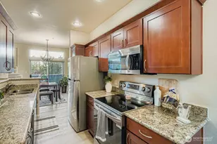 2132 NW Pacific Yew Pl, Issaquah, WA 98027 - Photo 11