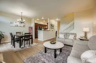 2132 NW Pacific Yew Pl, Issaquah, WA 98027 - Photo 7