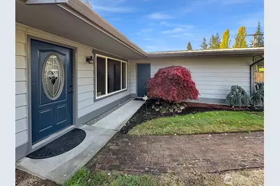 18228 118th Avenue SE, Renton, WA 98058 - Photo 5