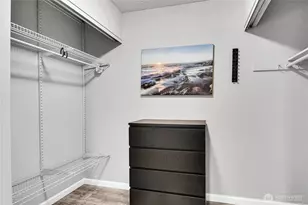 2562 Thorndyke Ave W, Seattle, WA 98199 - Photo 11