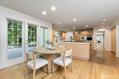 3510 116th Ave NE, Bellevue, WA 98004 - Photo 5