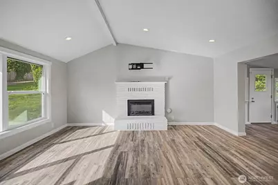 1251 S 230th Street, Des Moines, WA 98198 - Photo 5